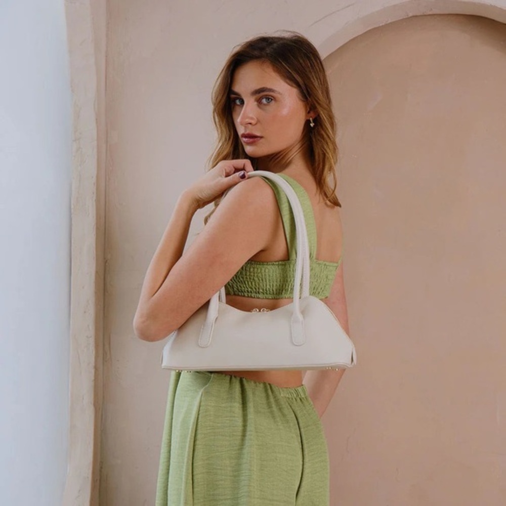 New Mellie Bianco The Dakota Shoulder Bag Taupe Mushroom East West Bag